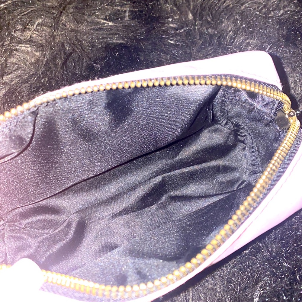 Cosmetic case - Picture 3 of 3